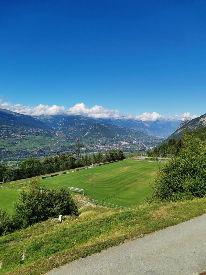 Chalet Alpine Appartement Sion Buitenkant foto